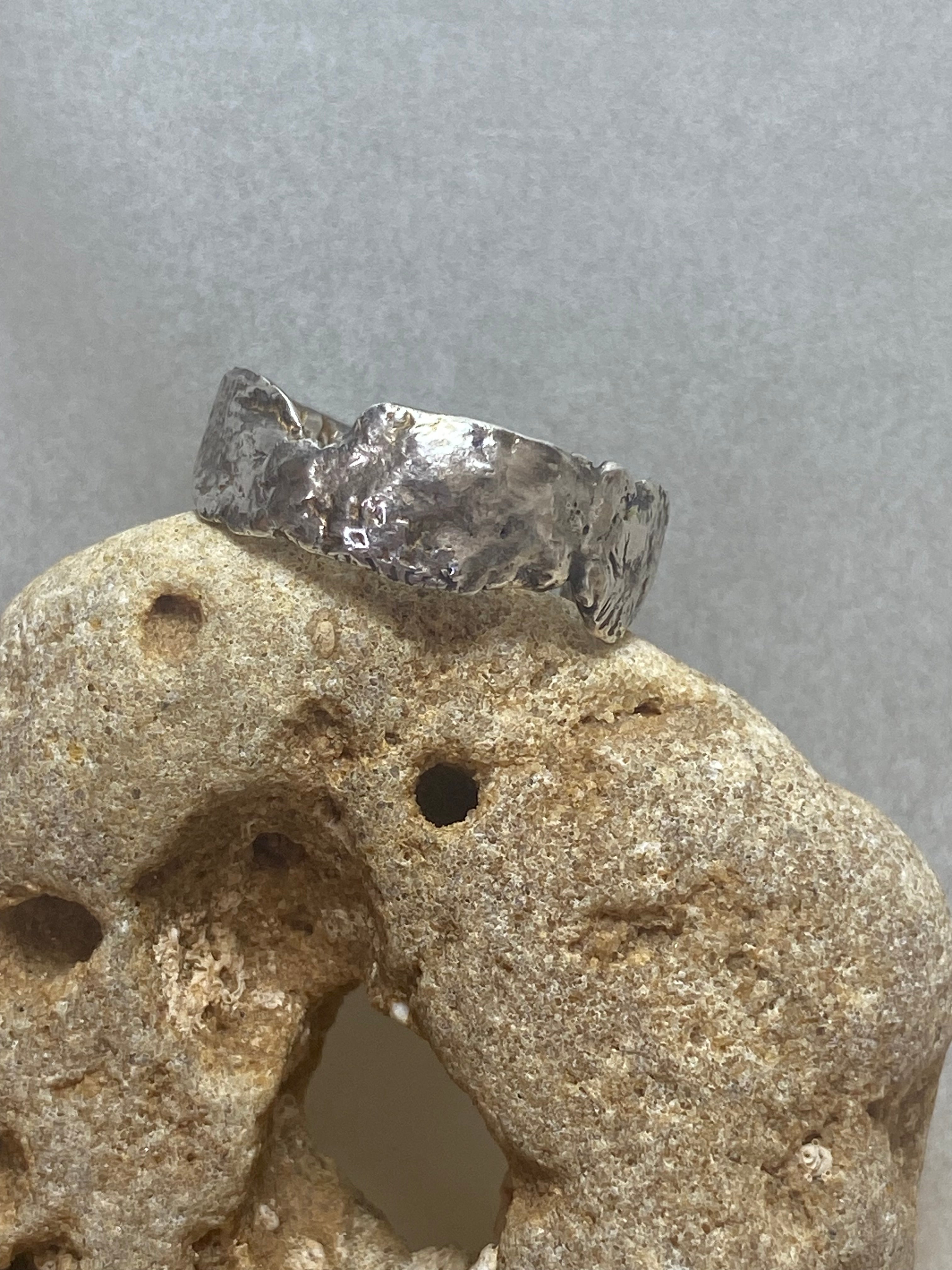 Reticulated wide band sterling silver ring
