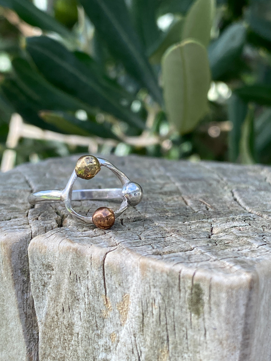 Three Metals Halo Pebble Ring — Silver, Copper & Brass