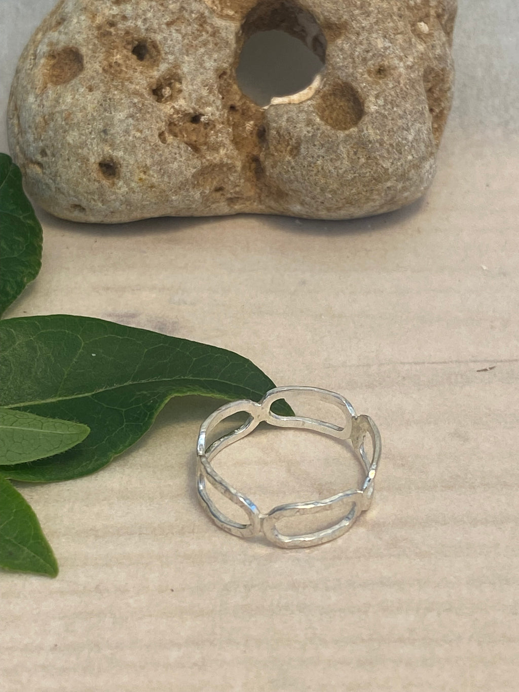 Hammered Silver Links Ring