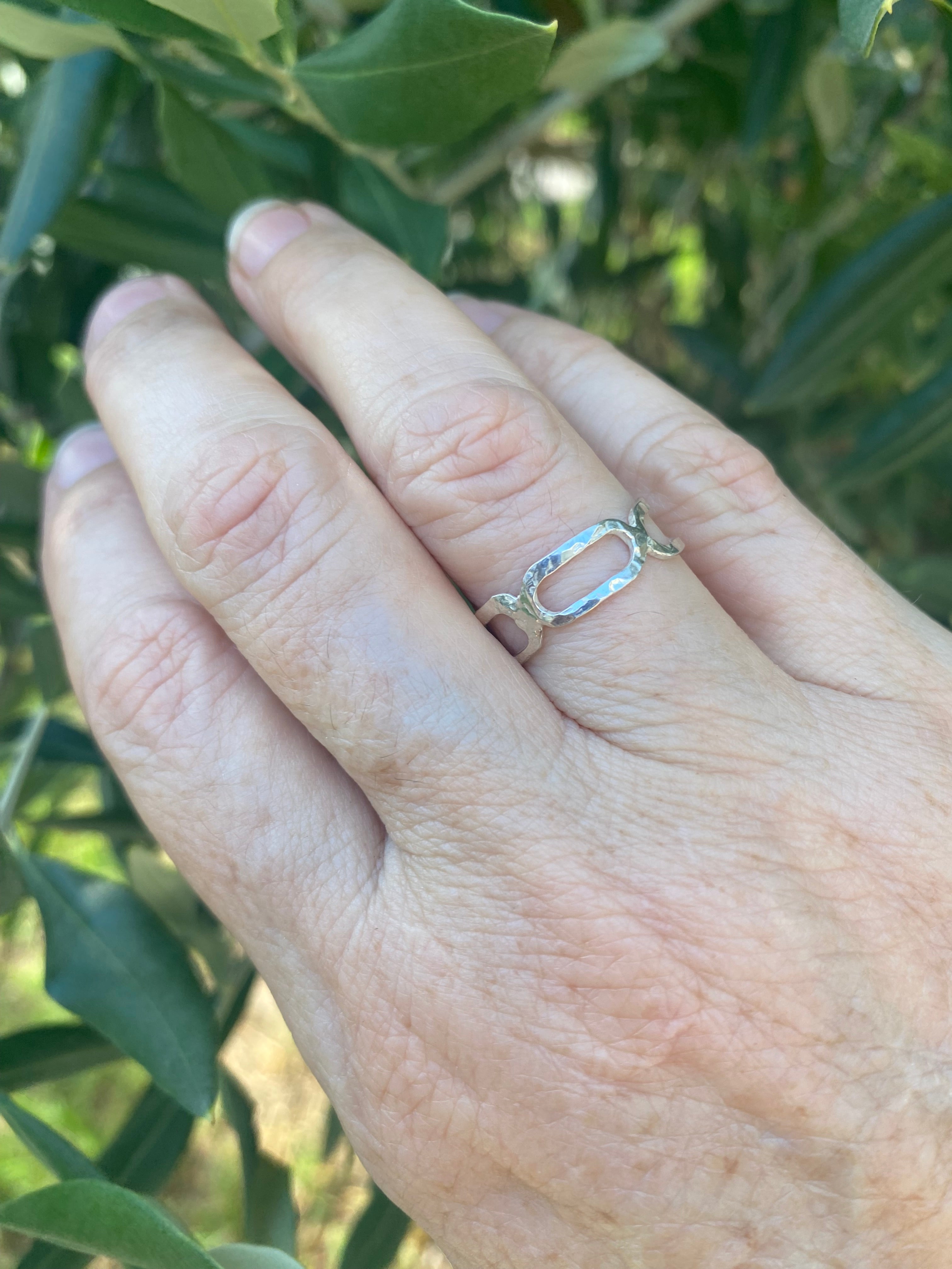 Hammered Silver Links Ring